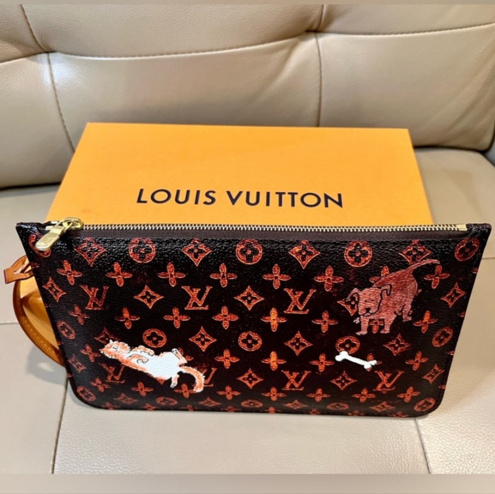 RARE Louis Vuitton Pochette Catogram limited edition